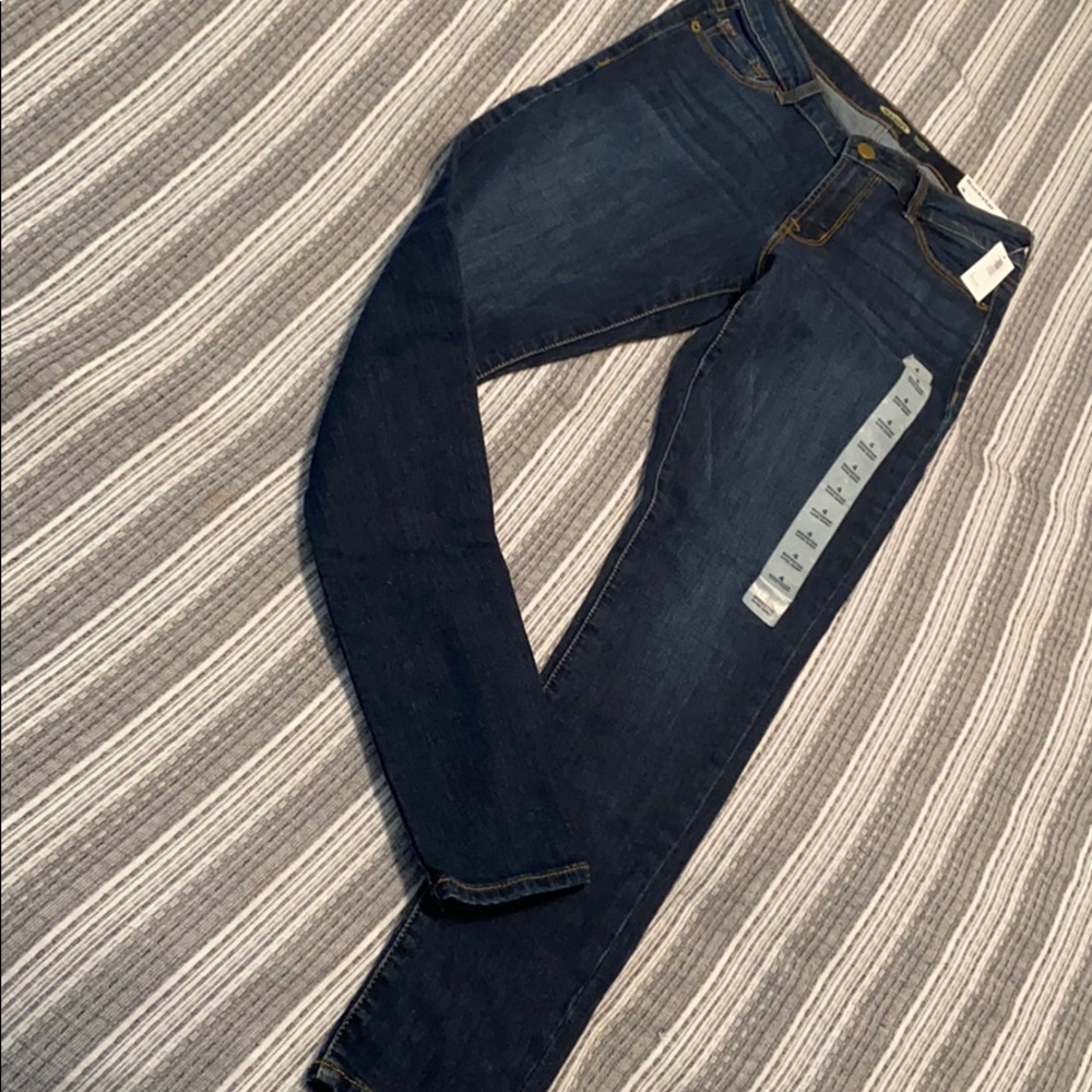 Old Navy Rockstar Skinny Jeans NWT